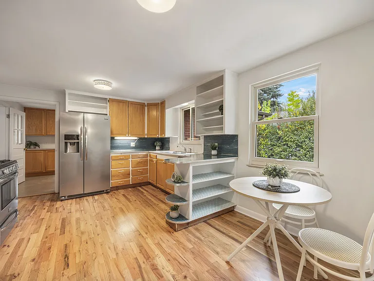 160 Circle Dr — Photo 30
