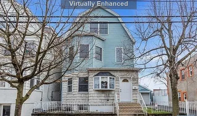 592 Forest St #1