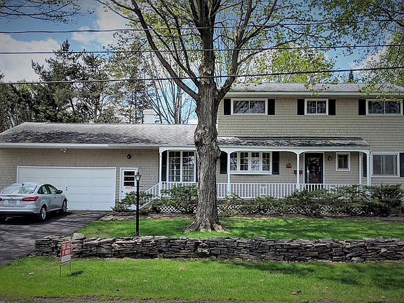 8 Tanglewood Rd, NH, NY