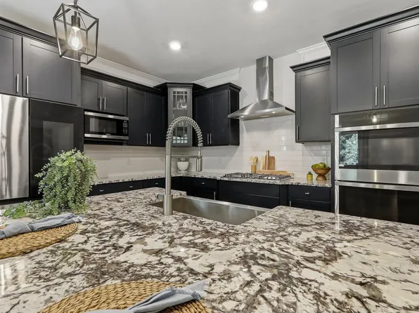 3435 Piedmont Dr, Raleigh, NC 27604