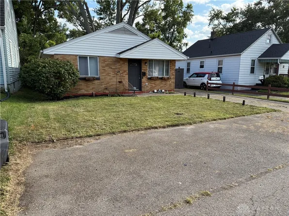 2234 Gipsy Dr, Dayton, OH 45414