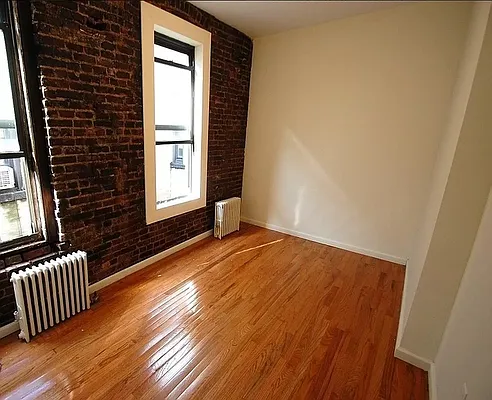 Rented by REAL New York | media 7