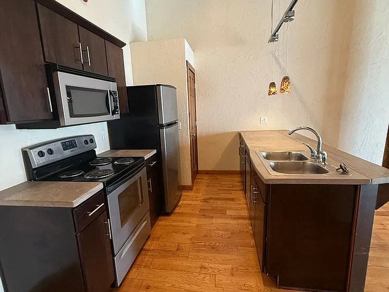 601 N National Ave #223 — Photo 2
