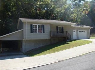 541 Cole Dr, Pigeon Forge, TN 37863