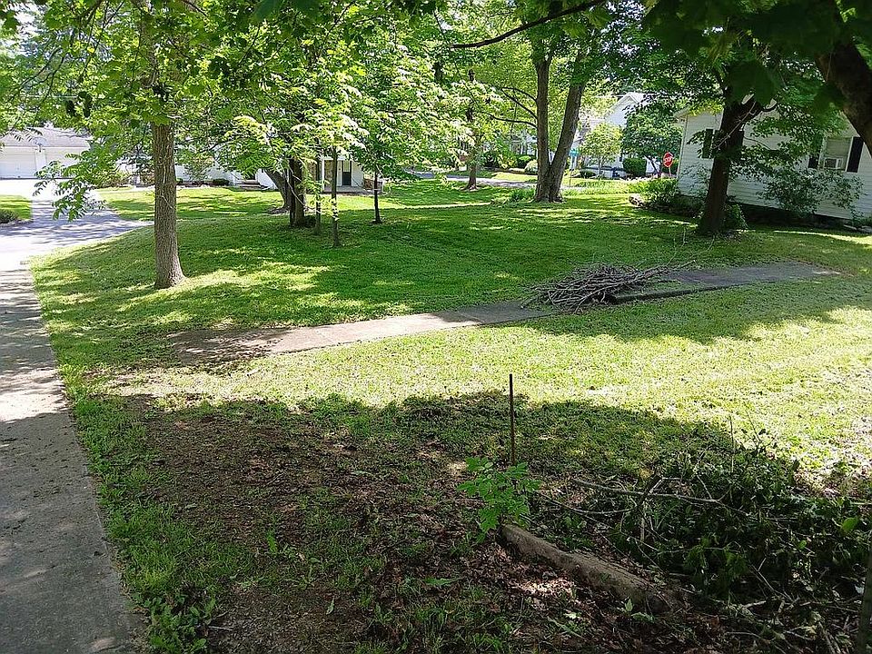 2nd image of 9 Rectory Ln