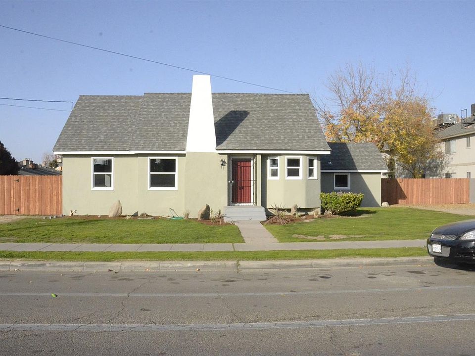 2nd image of 342 W Dakota Ave