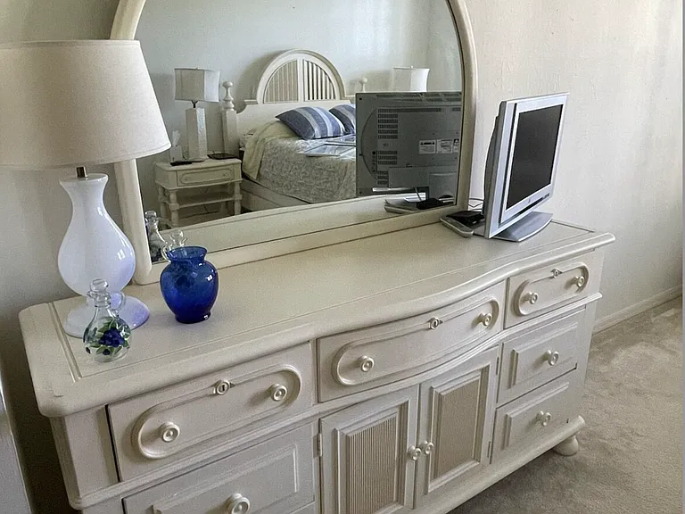 900 Lambiance Cir — Photo 9