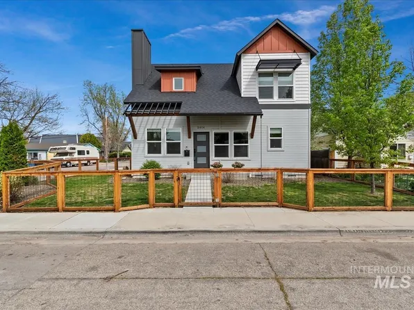 2814 W Pleasanton Ave, Boise, ID 83702