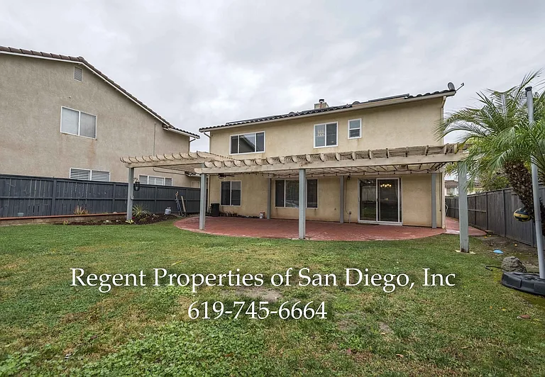 908 Taber Ct — Photo 10