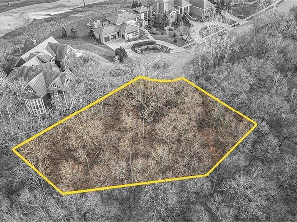 6540 Ridge Rd, Kansas City, MO 64152