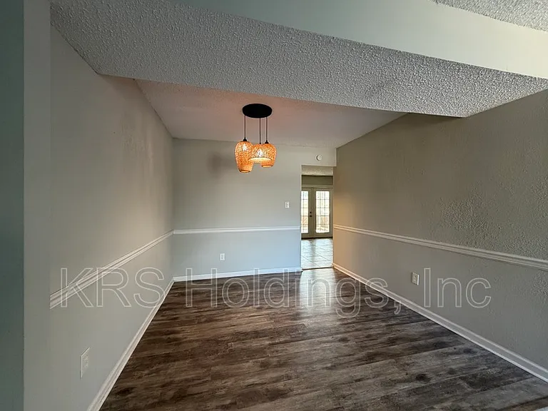896 Jamestown Landing Rd — Photo 4
