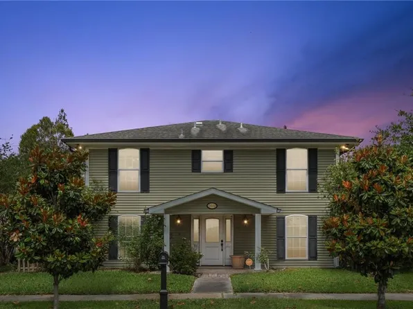 2600 Pirate Dr, Chalmette, LA 70043