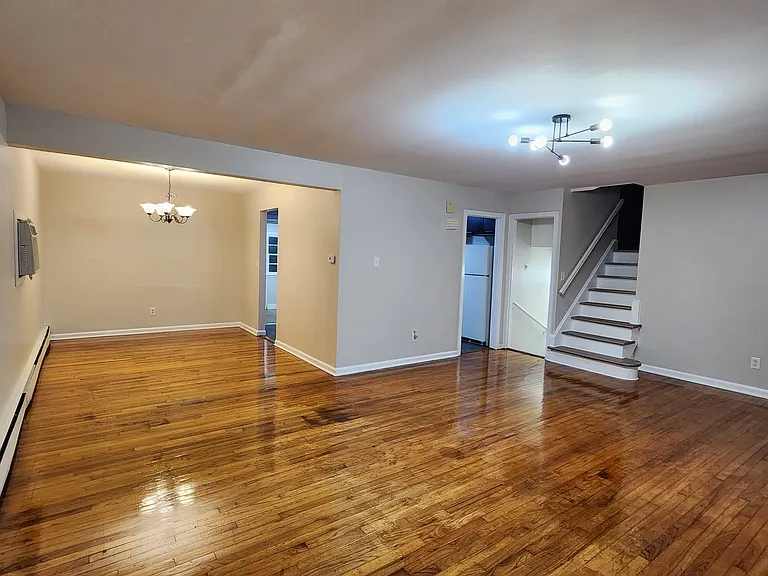 1704 Heck Ave — Photo 7