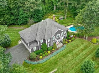 31 Beech Tree Ln, Monroe, CT 06468