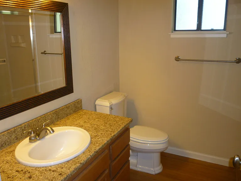1114 Nord Ave #44 — Photo 4