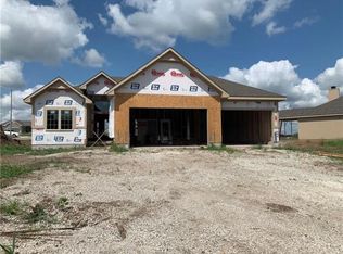 18911 Longview Rd, Spring Hill, KS 66083