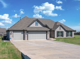 5607 E 142nd Pl N, Collinsville, OK 74021