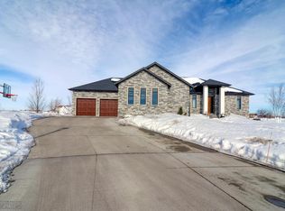 7235 15th St S, Fargo, ND