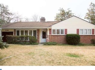 2022 Springhouse Rd, Broomall, PA 19008