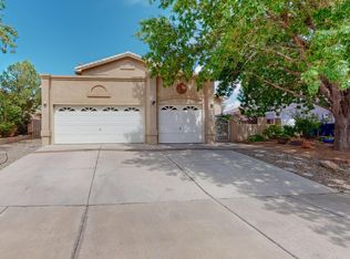 7816 Ridgeview Dr NW, Albuquerque, NM 87120