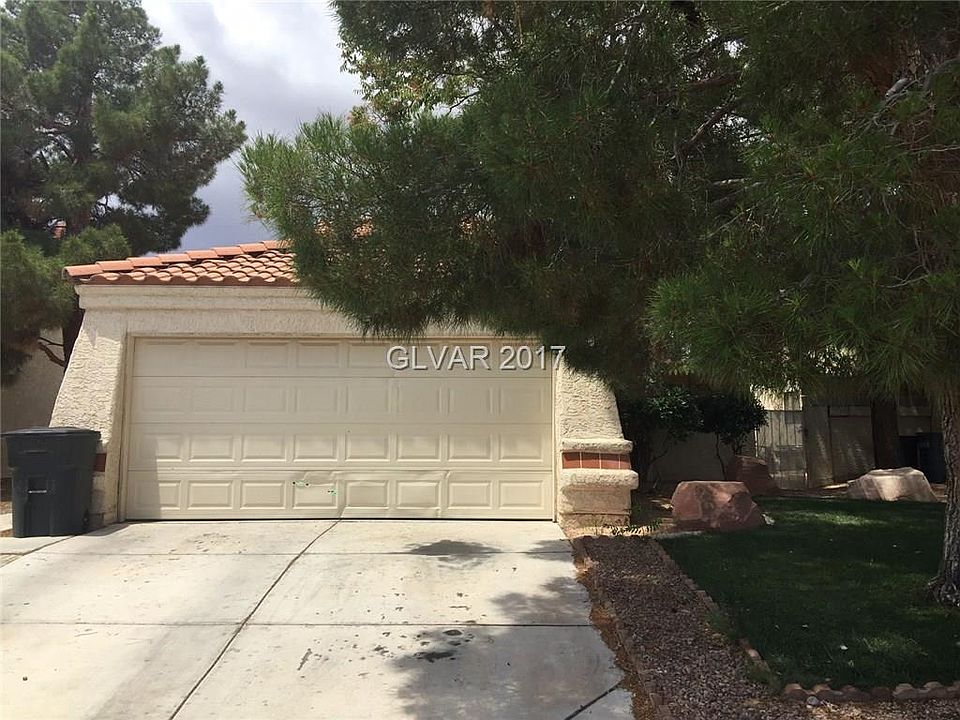 2nd image of 3924 Rhine Way