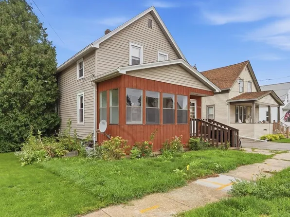 762 Pine STREET, Sheboygan Falls, WI 53085