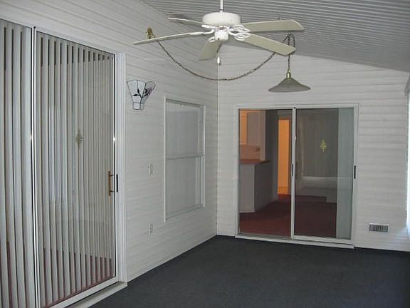 Entire porch under air!