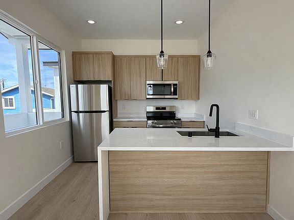 5th image of 1819 Westinghouse St #1