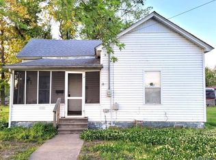 410 E 3rd St, Portageville, MO 63873