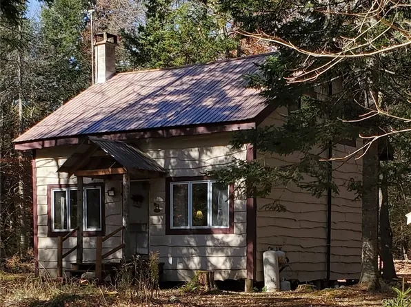 9019 Number Four Rd, Lowville, NY 13367