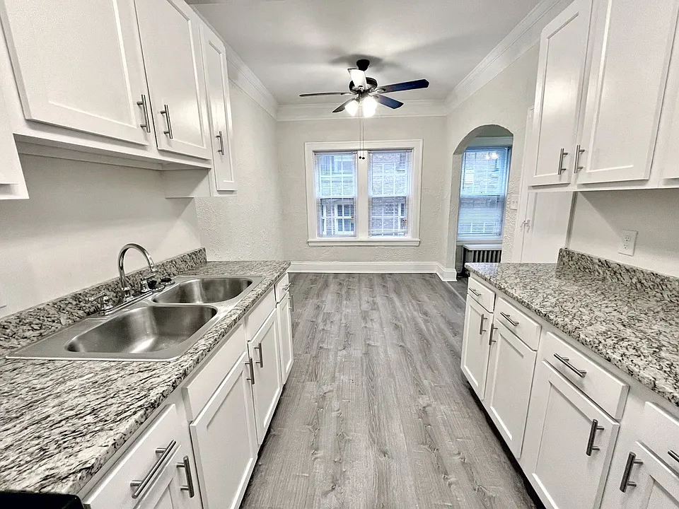 Lewis Manor Apartments