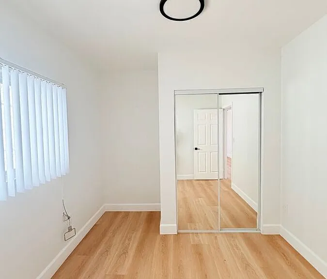 4705 Willow Brook Ave #1 — Photo 2