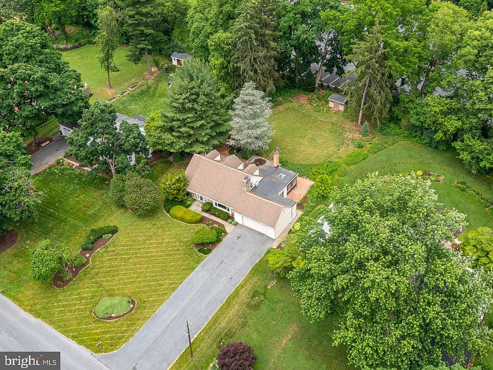 1st image of 1429 Sunset Dr