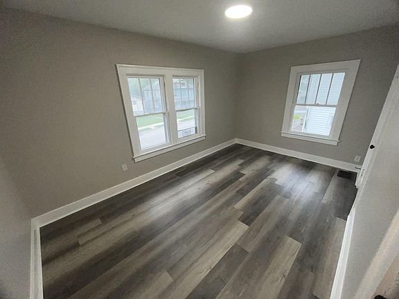 3rd image of 136 E Cecil St #134