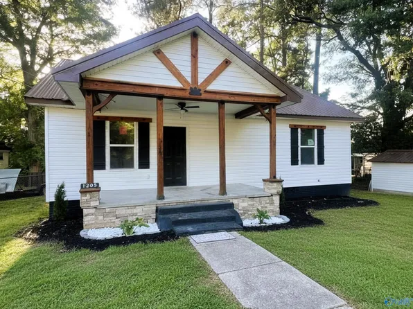 1205 Arthur St, Gadsden, AL 35903