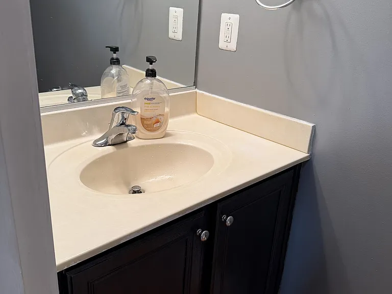 1918 Lennox Dr — Photo 32