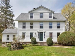 369 Middlesex Rd, Darien, CT 06820