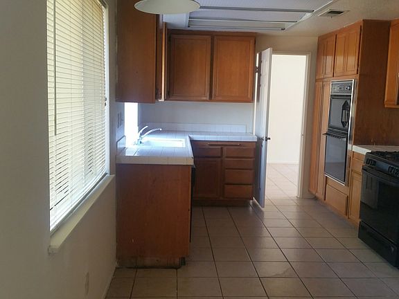 3rd image of 23830 Redbark Dr