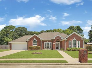 110 Regal Ln, Liberty, TX 77575