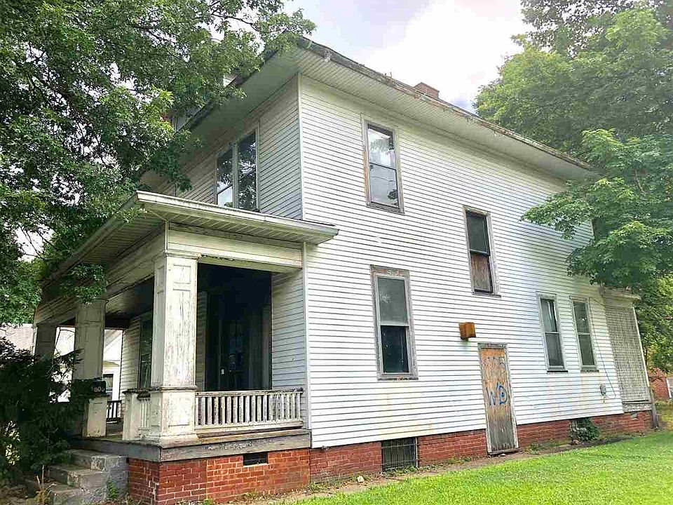 1st image of 805 E Powell Ave