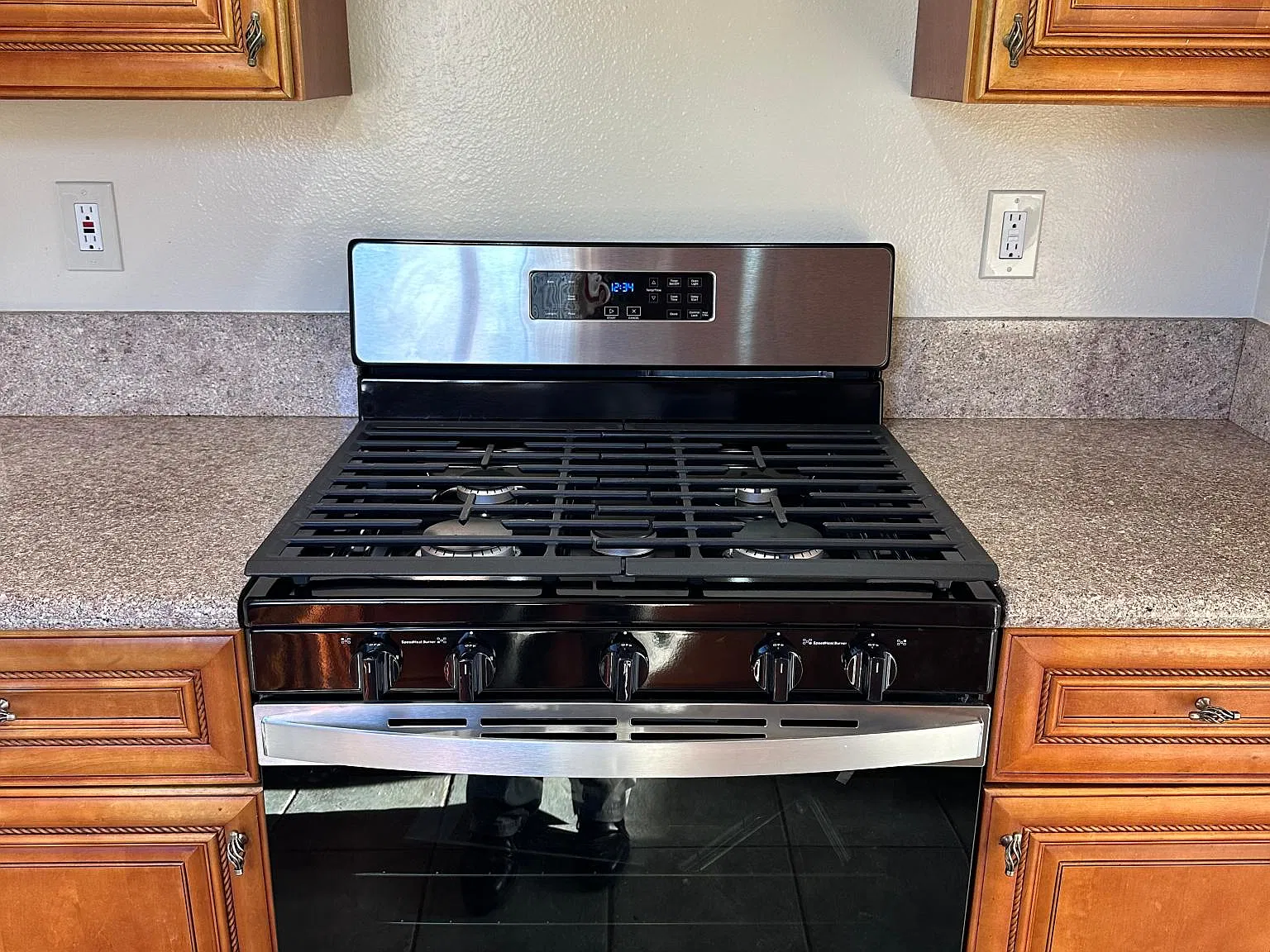 Brand new high end stove/oven