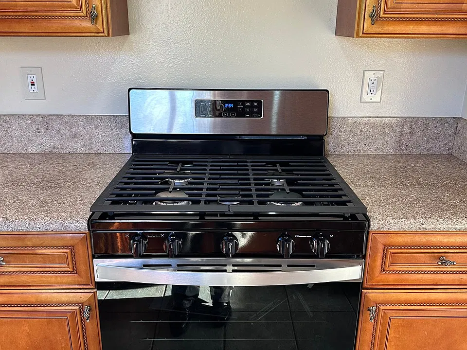 Brand new high end stove/oven