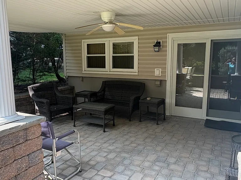 254 Manor Blvd — Photo 38