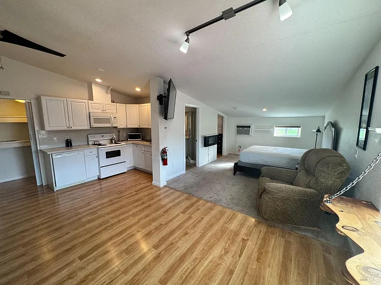3753 Santa Rosa Ave #3753E — Photo 14