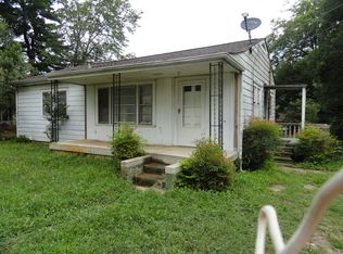 110 Ravan St, Gainesville, GA 30504