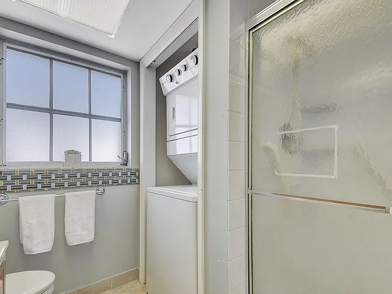 300 John F Kennedy Dr #Penthouse 8 — Photo 28