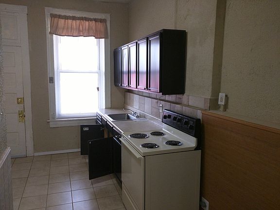 5th image of 2931 McNair Ave #A