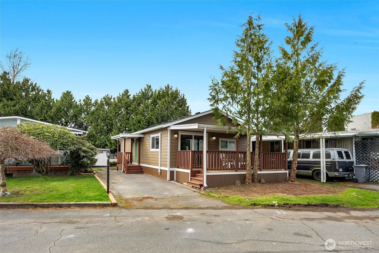 7031 NE 175th Street #33 photo 1