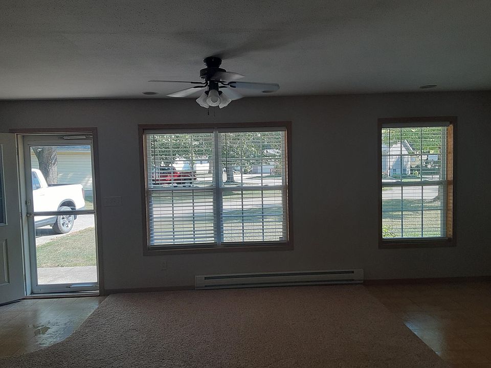 1st image of 426 S Sycamore St #426