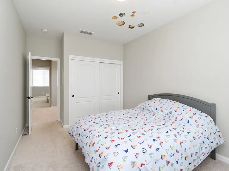 3564 Bellaire Ave — Photo 8